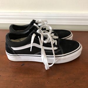 Women’s black vans size 7.5, only worn twice.